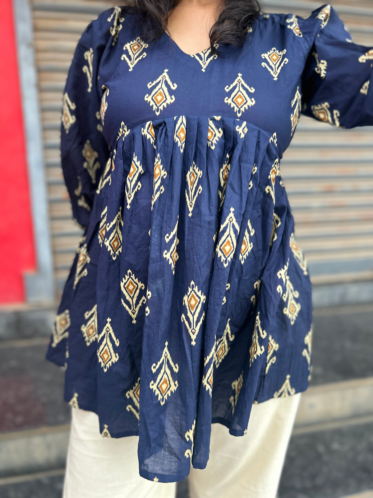 BLUE BACK TIE UP PEPLUM
