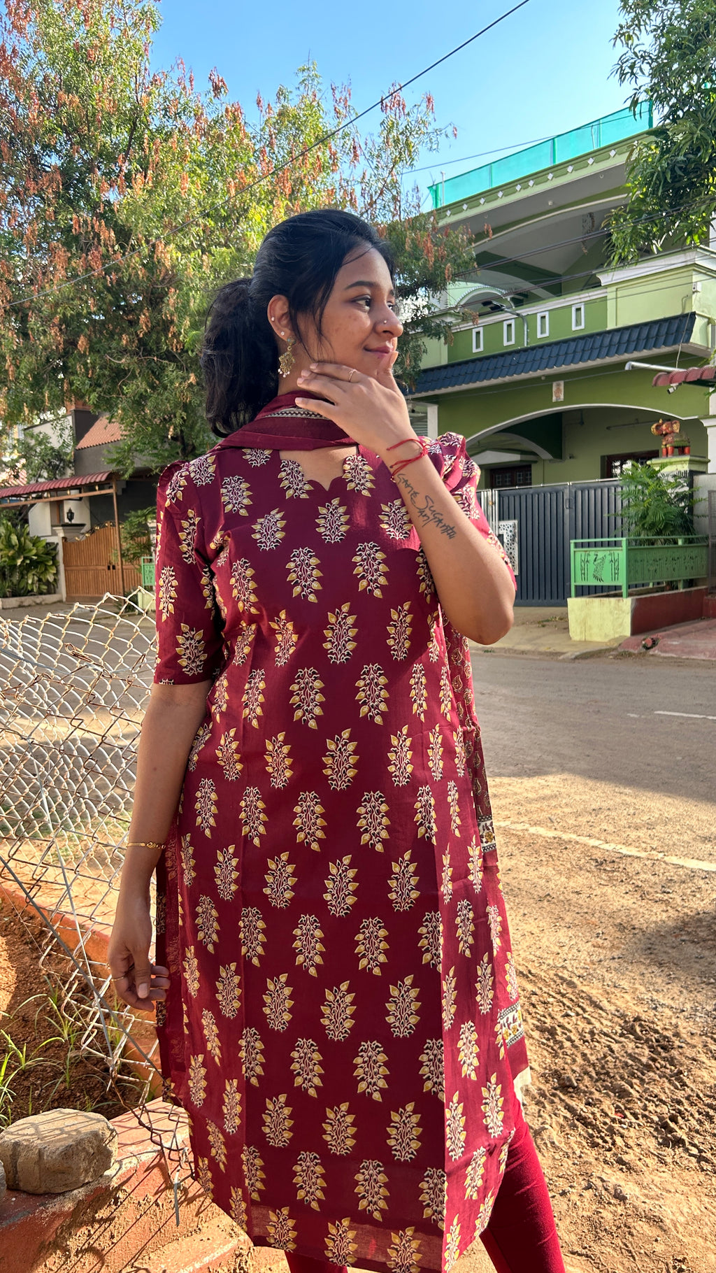 MAROON TOP AND DUPATTA SET